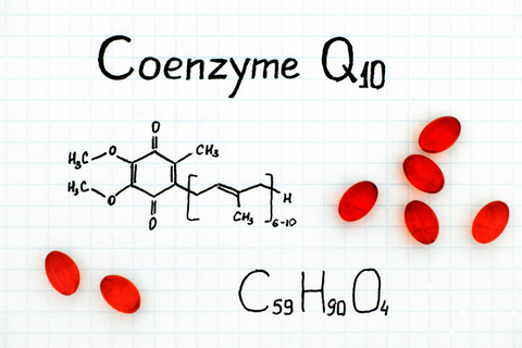 Coenzyme Q10 capsules and its molecular structure